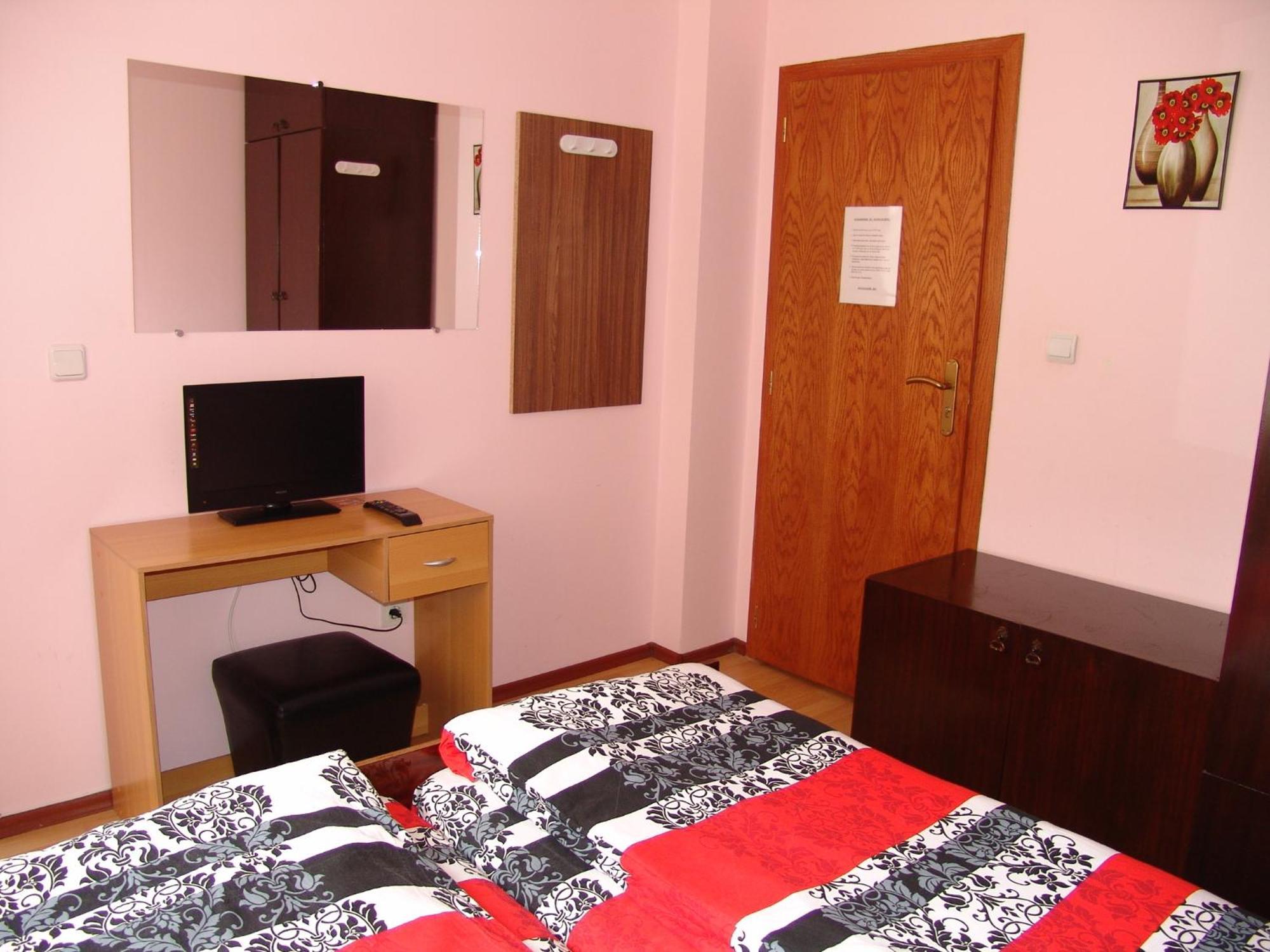 Our Home Guest Rooms Veliko Tŭrnovo Rom bilde